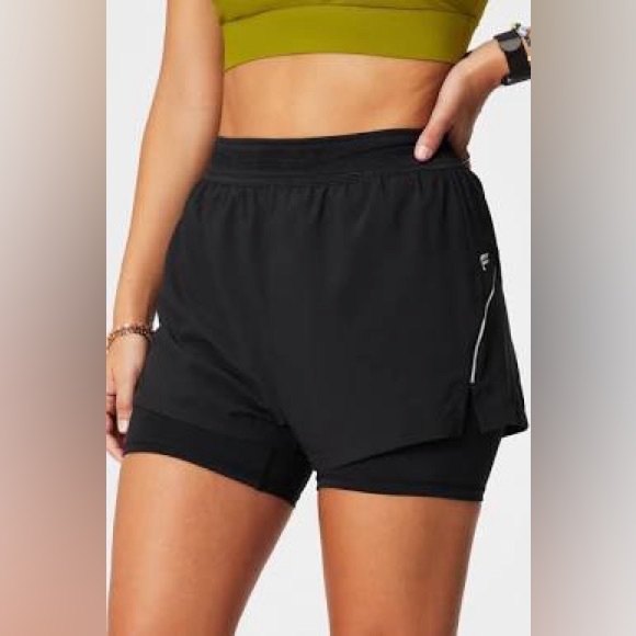 Fabletics Pants - Fabletics || NWT Perforated Run Short 5 (M)